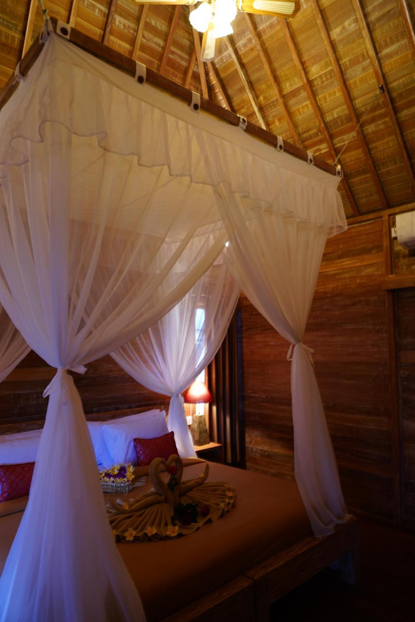 Lastana Joglo Holiday home *